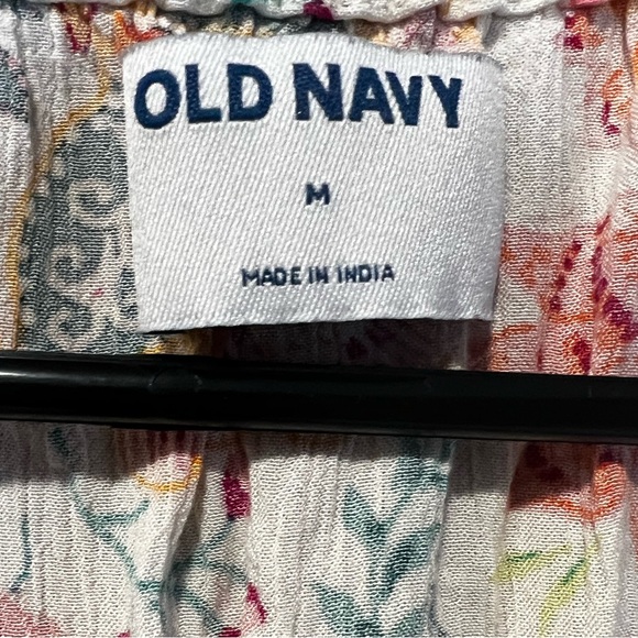 Long-Sleeve V-Neck Crinkled Boho Top- Medium - Picture 10 of 10